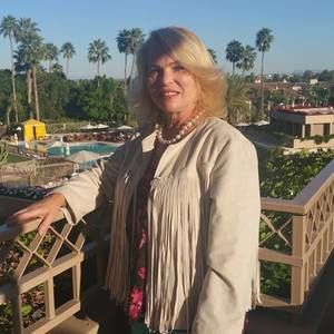 Meet your Posher, Beth